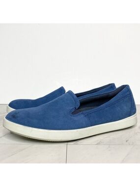 Ecco Barentz Blue Perforated Slip On Loafer 9 / 9.5